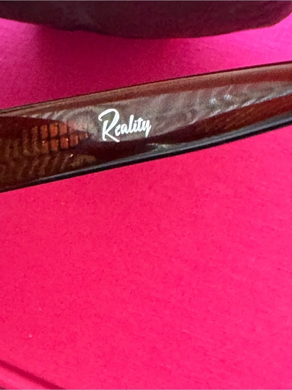 Women's Brown Oval Sunglasses - Sleek Everyday Style